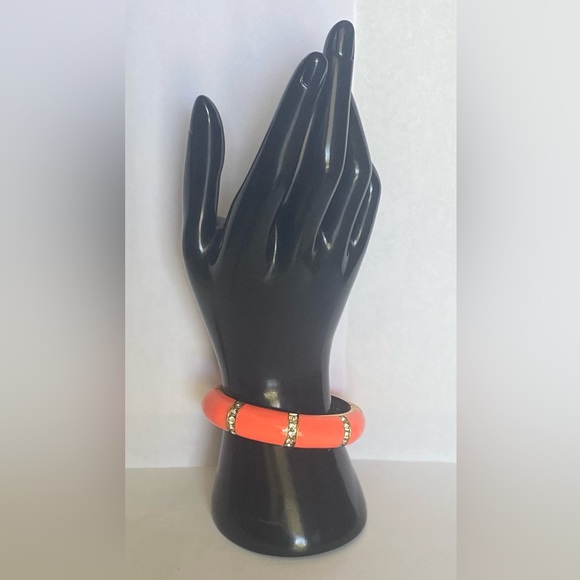 J.CREW ORANGE ENAMEL & RHINESTONE OVAL BANGLE HINGED BRACELET - Picture 8 of 13